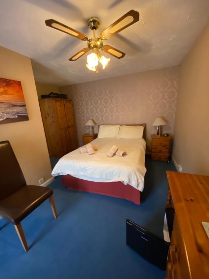 The Copley Arms Hotell Looe Rum bild