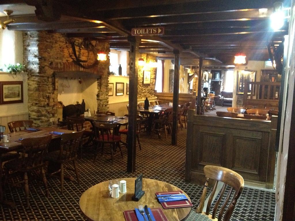 The Copley Arms Hotell Looe Exteriör bild