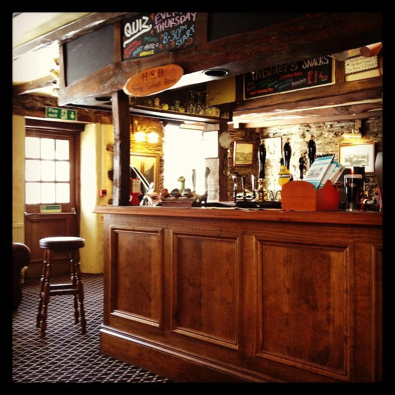 The Copley Arms Hotell Looe Exteriör bild